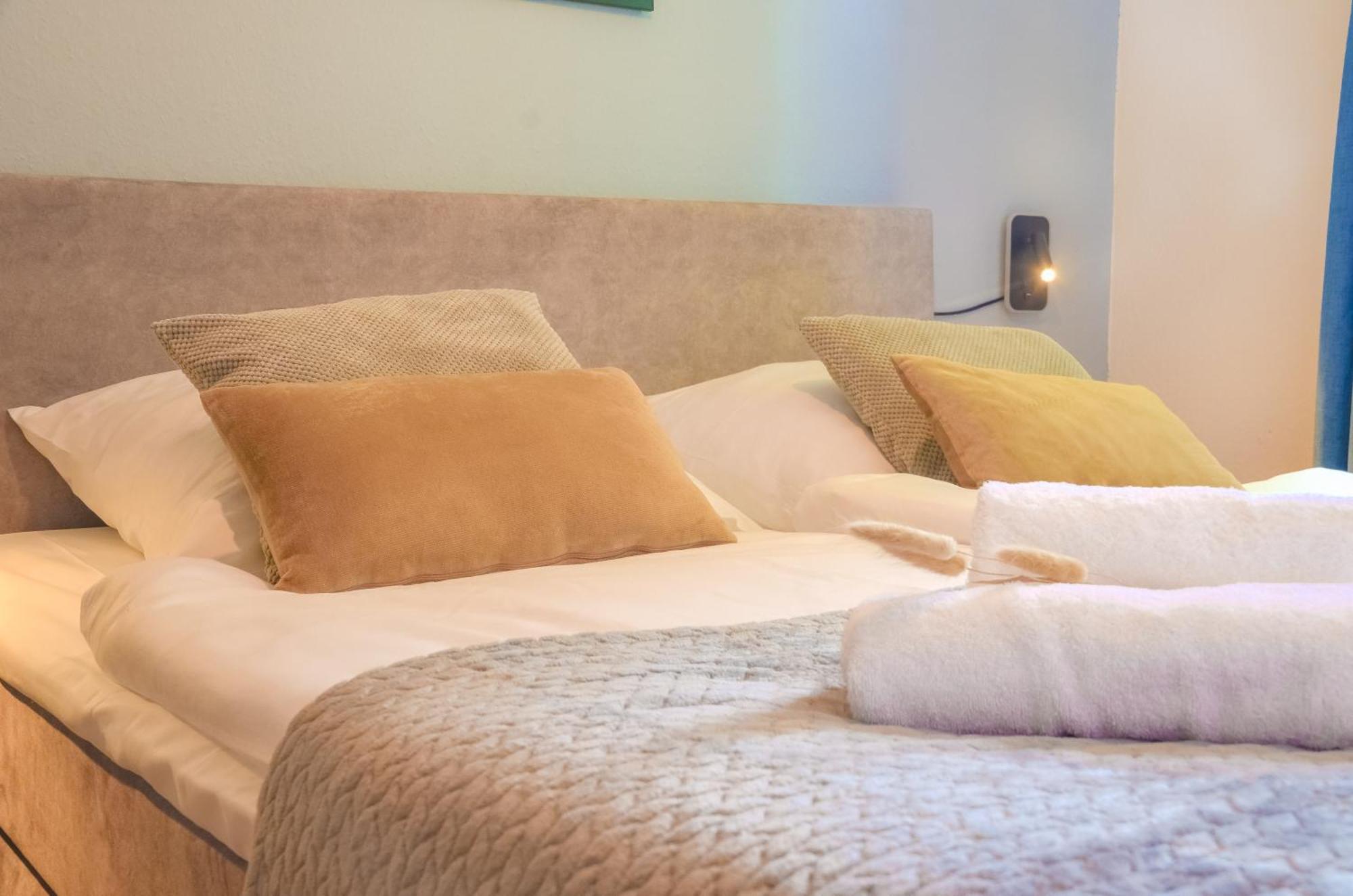 גלזנקירכן Milpau Buer 2 - Modernes Apartment Mit Queensize-Bett, Netflix, Nespresso, Waschmaschine & Smart Tv מראה חיצוני תמונה